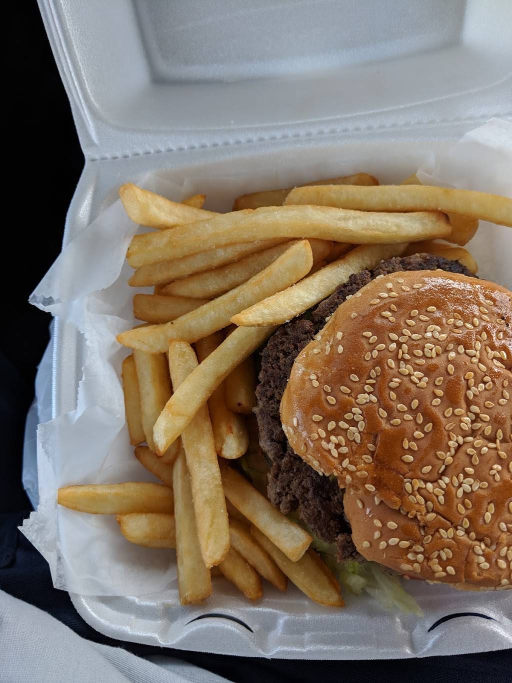 Harborside Grill | restaurant | 4103 Causeway Blvd, Tampa, FL 33619, USA | 8132474565 OR +1 813-247-4565