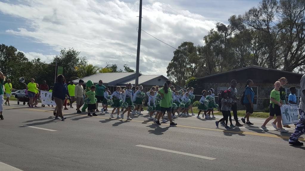 Sir B Restaurant & Bar BQ | restaurant | 2605 45th St, Vero Beach, FL 32967, USA | 7725843518 OR +1 772-584-3518