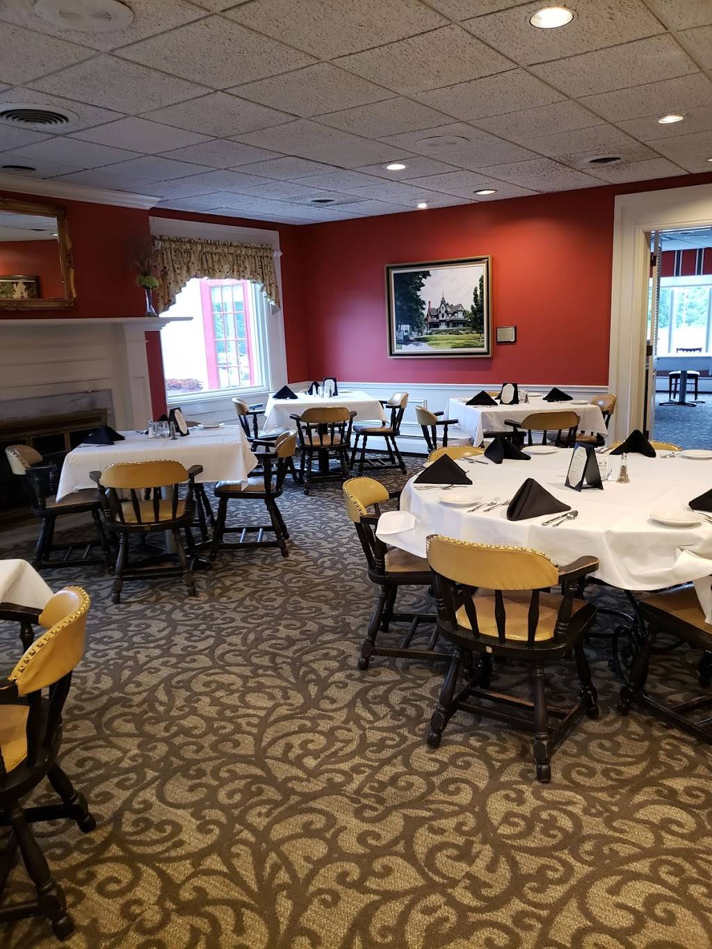 Beacon Club | restaurant | 5830 Portage Rd, Portage, MI 49002, USA | 2693439000 OR +1 269-343-9000