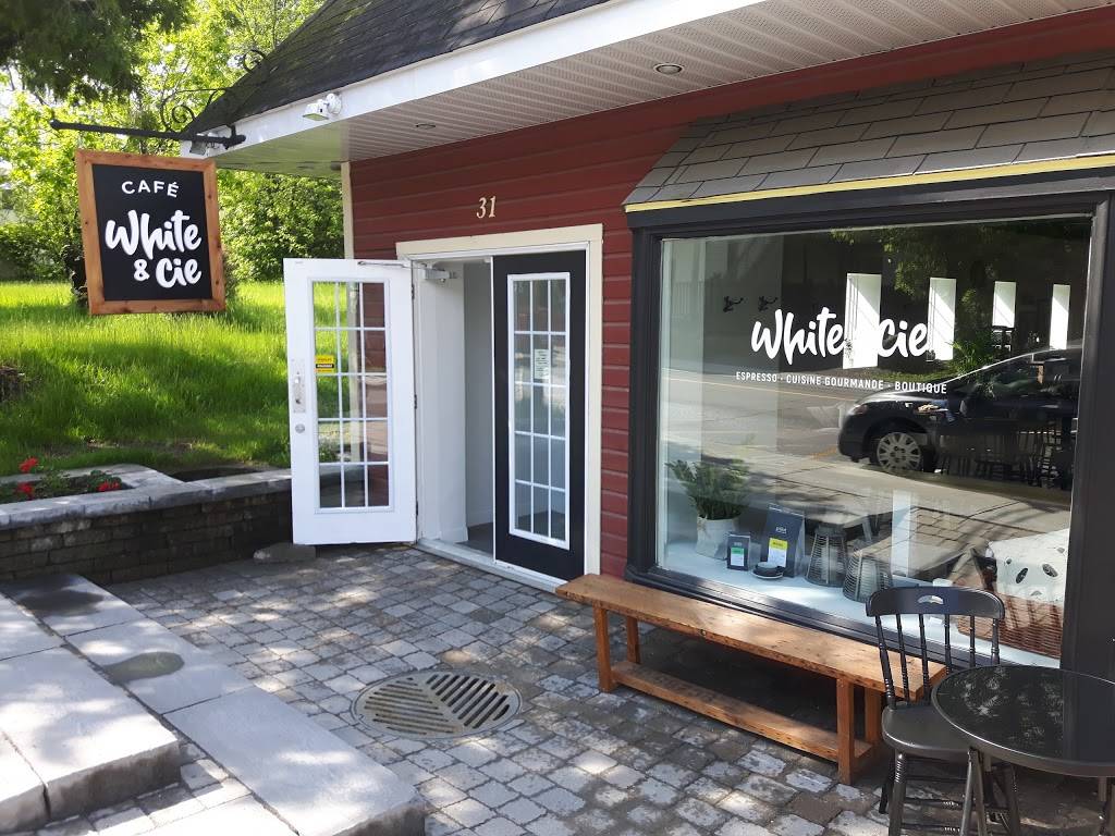 Café White Et Compagnie | cafe | 31 Avenue de la Gare, Saint-Sauveur, QC J0R 1R0, Canada | 4502270330 OR +1 450-227-0330