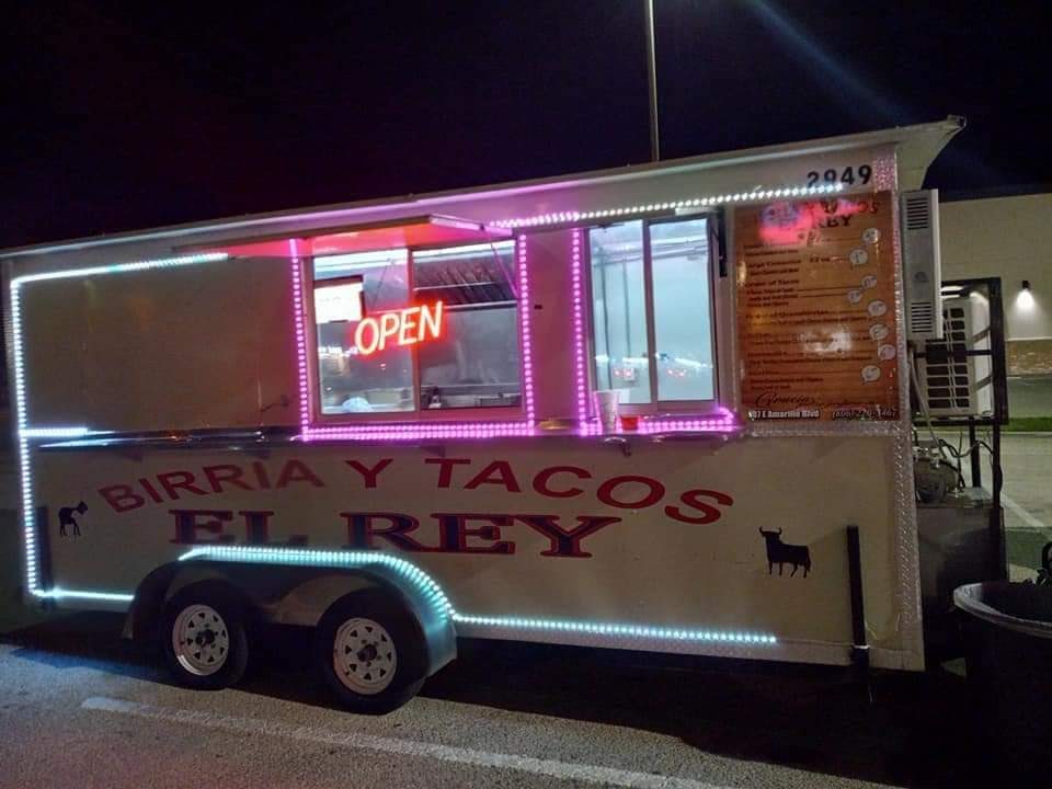 Birria y Tacos El Rey | restaurant | 605 E Amarillo Blvd, Amarillo, TX 79107, USA | 8062203467 OR +1 806-220-3467