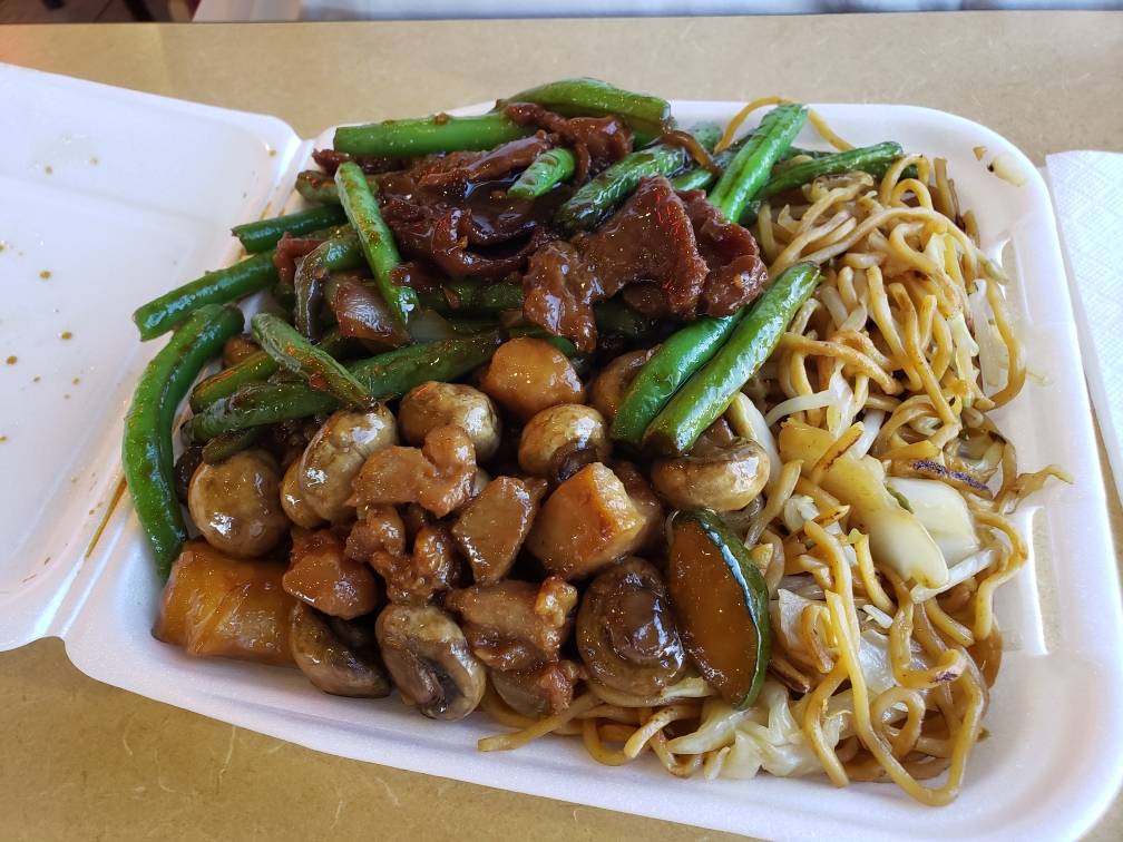 China Bistro | restaurant | 4000 Coffee Rd #1, Bakersfield, CA 93308, USA | 6612133268 OR +1 661-213-3268