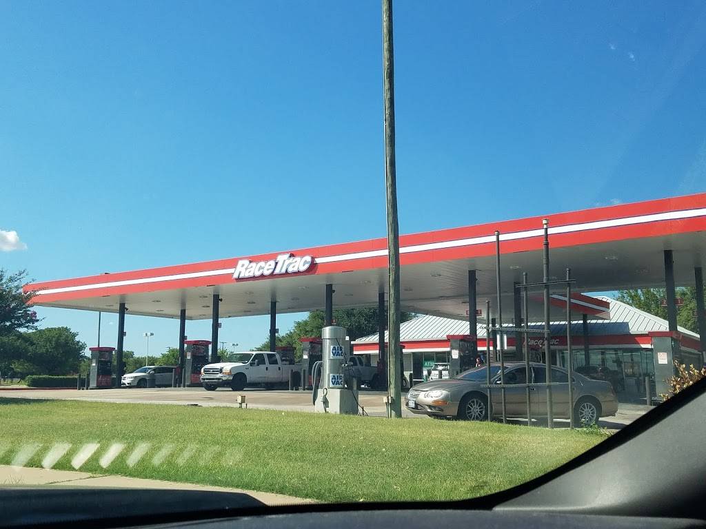 RaceTrac | bakery | 609 E Plano Pkwy, Plano, TX 75074, USA | 9725091670 OR +1 972-509-1670