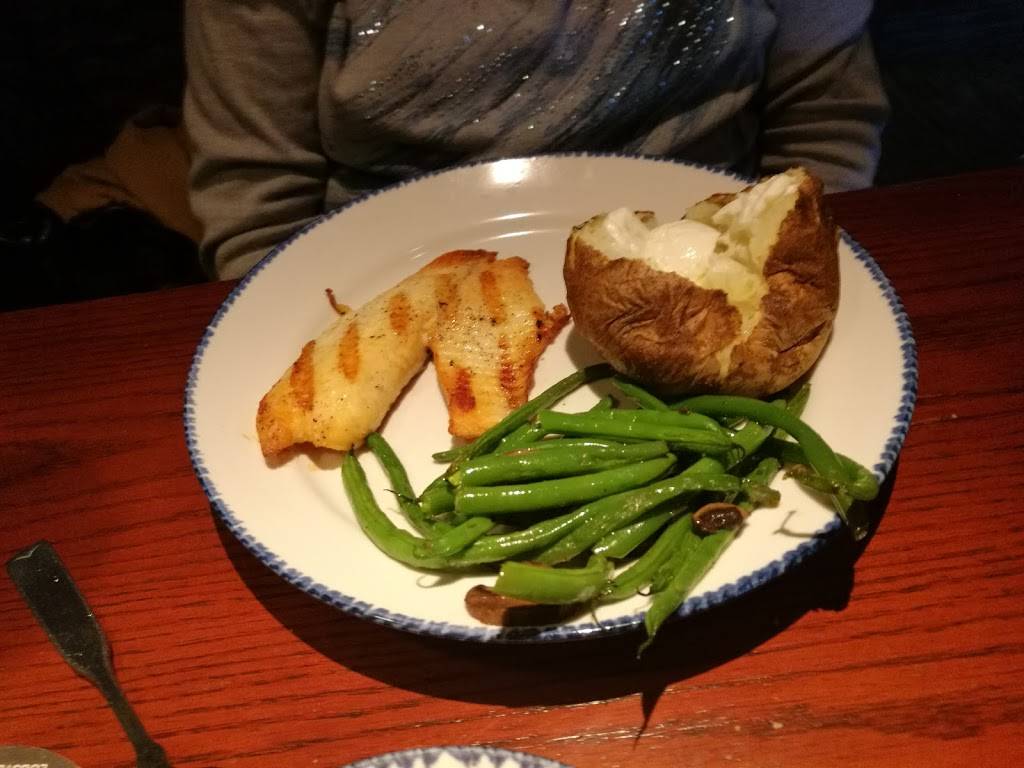 Red Lobster | restaurant | 986 Breckenridge Ln, St Matthews, KY 40207, USA | 5028993334 OR +1 502-899-3334