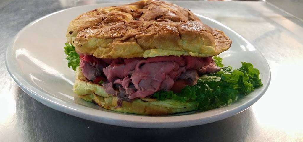 CJs Northside Grill | restaurant | 911 Edgell Rd, Framingham, MA 01701, USA | 5088775900 OR +1 508-877-5900