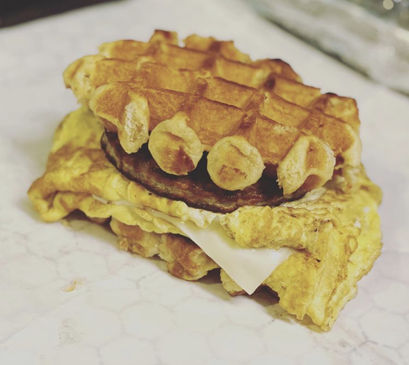 Cugines cafe | restaurant | 2655 S Sheridan St, Philadelphia, PA 19148, USA | 2152786461 OR +1 215-278-6461