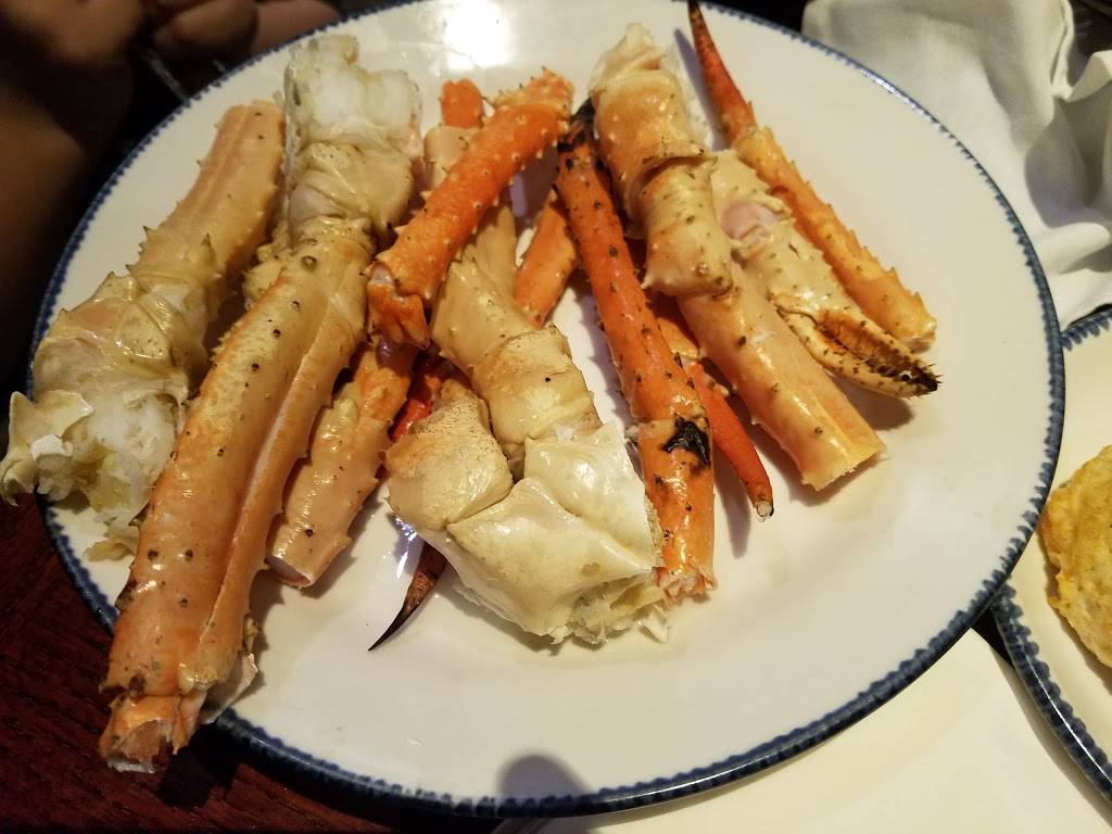 Red Lobster | restaurant | 5701 Youngstown Warren Rd, Niles, OH 44446, USA | 3305441321 OR +1 330-544-1321