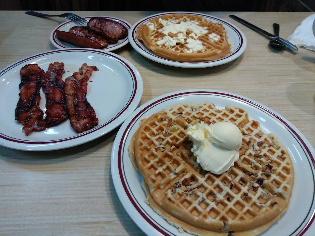 Huddle House | restaurant | 3909 Crill Ave, Palatka, FL 32177, USA | 3863252558 OR +1 386-325-2558