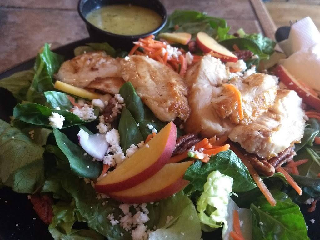 Fox Heights Pub & Grill | restaurant | 217 N Washington St, Green Bay, WI 54301, USA | 9208843277 OR +1 920-884-3277