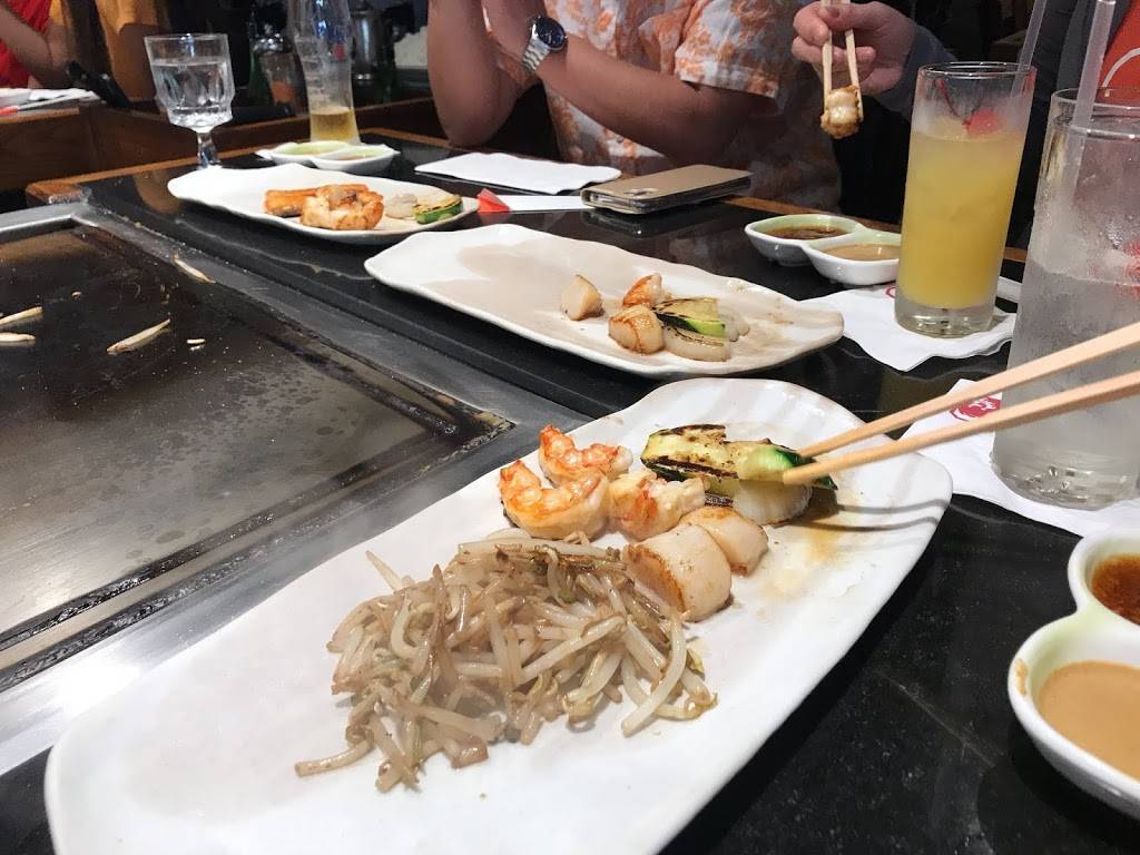 Restaurant Suntory | restaurant | Royal Hawaiian Shopping Center Bldg B, Third Level, B307, 2233 Kalakaua Ave, Honolulu, HI 96815, USA | 8089225511 OR +1 808-922-5511