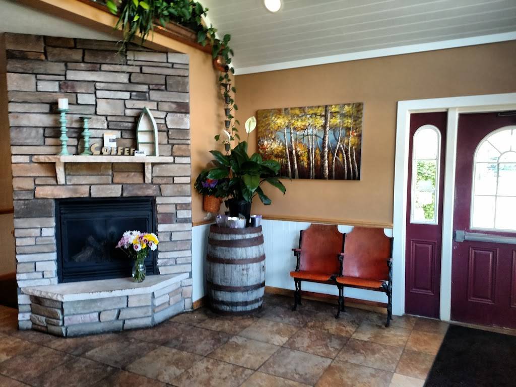 the cottage | restaurant | 472 Munson Ave, Traverse City, MI 49686, USA | 2319479261 OR +1 231-947-9261