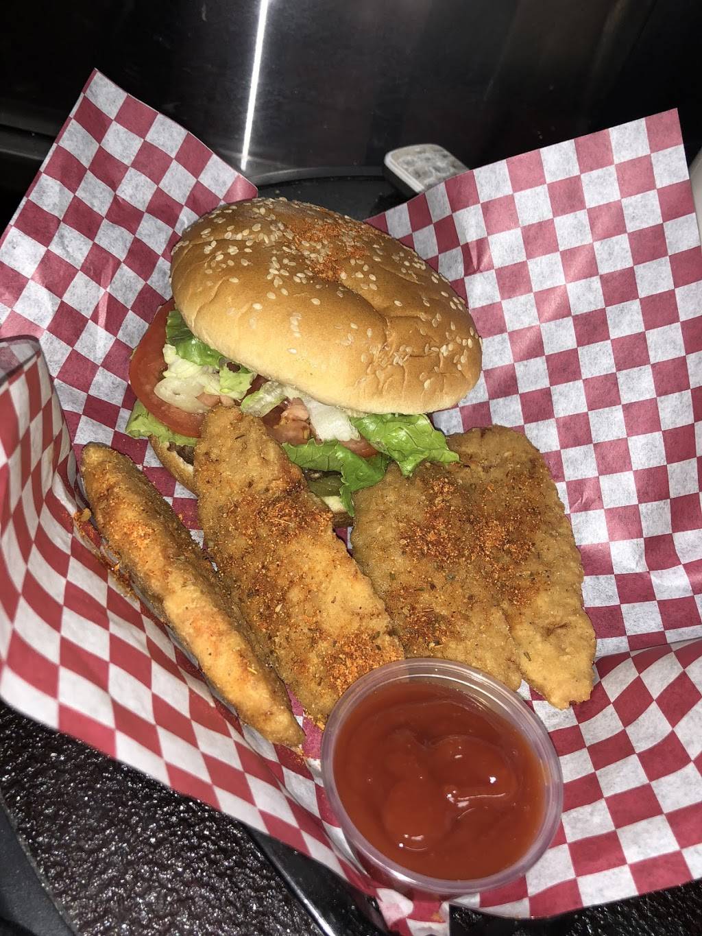 San Marcos Wings & Grill | restaurant | 805 W Peace St, Raleigh, NC 27605, USA | 9198348292 OR +1 919-834-8292