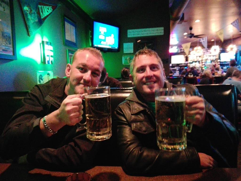 Boomers Grill | restaurant | 401 Colorado Ave, Holton, KS 66436, USA | 7853642468 OR +1 785-364-2468