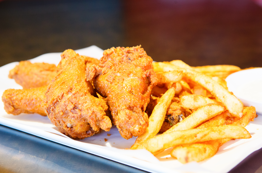 Glee Donuts & Burgers | bakery | 9475 Heil Ave a, Fountain Valley, CA 92708, USA | 7145310288 OR +1 714-531-0288