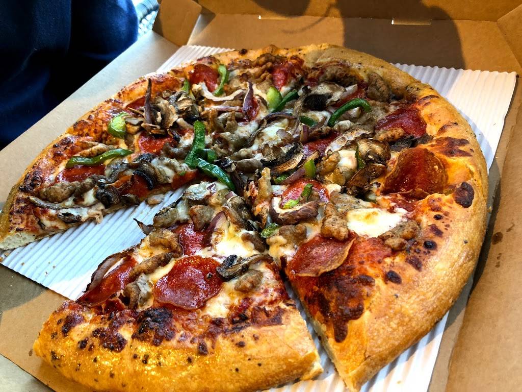 Pizza Hut | restaurant | 6312 W 89th St, Los Angeles, CA 90045, USA | 3106411114 OR +1 310-641-1114