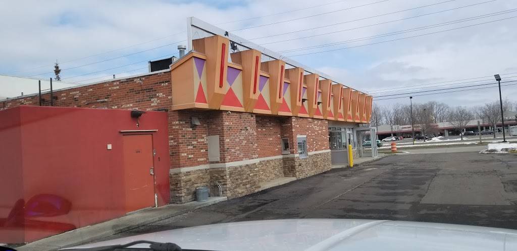 Nicky D’s Coney Island | restaurant | 39099 Van Dyke Ave, Sterling Heights, MI 48313, USA | 5869770031 OR +1 586-977-0031