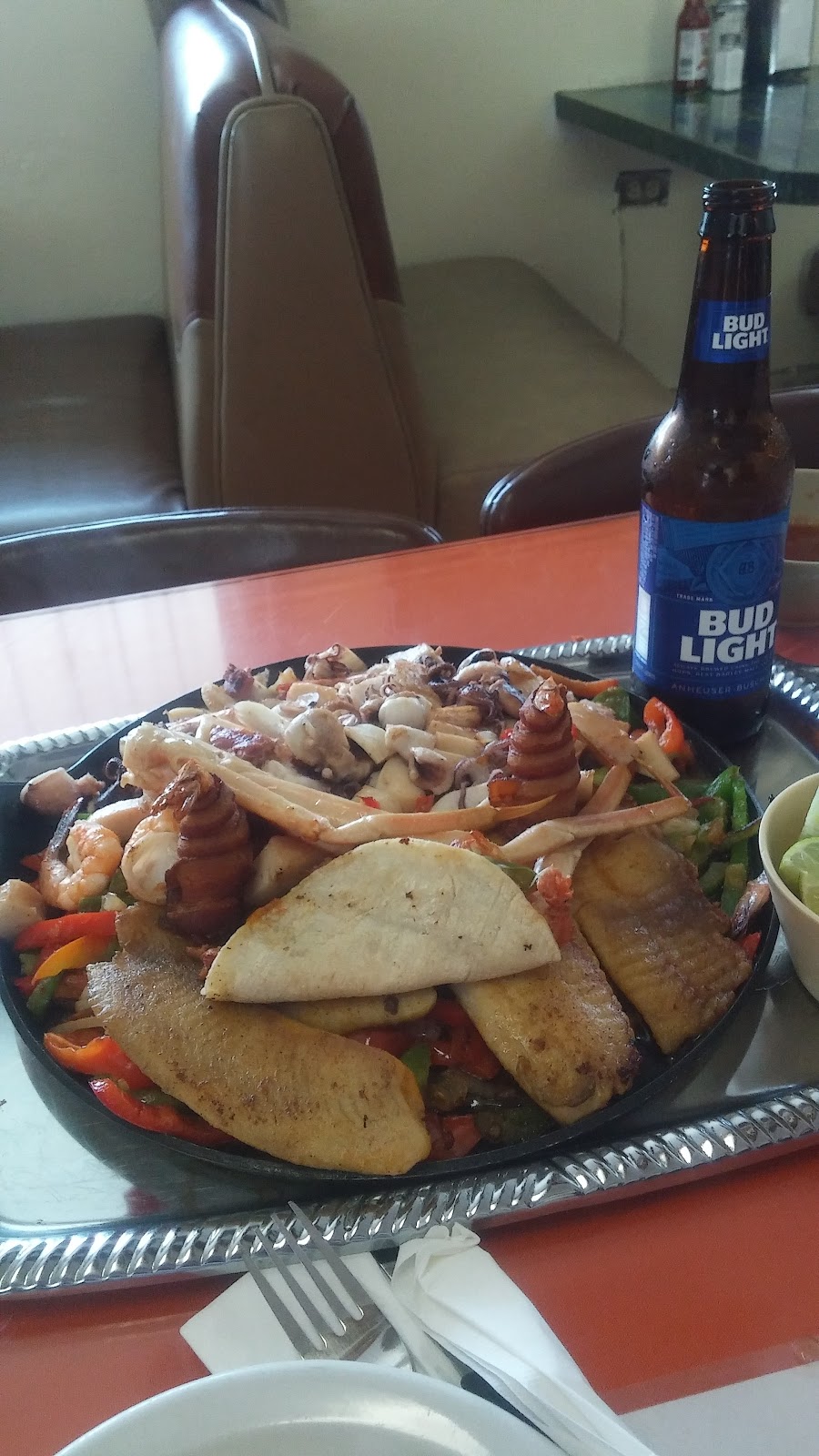 La Cabana Restaurant | restaurant | 2931 East 4th St, Los Angeles, CA 90033, USA | 3232610703 OR +1 323-261-0703