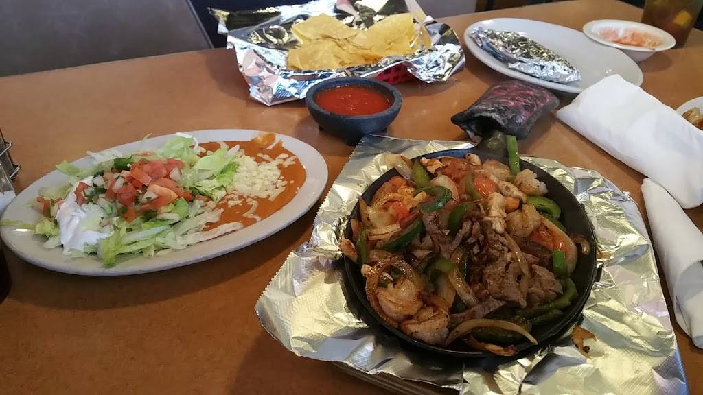 La Fogata | restaurant | 235 Elbert St, Elberton, GA 30635, USA | 7062834236 OR +1 706-283-4236