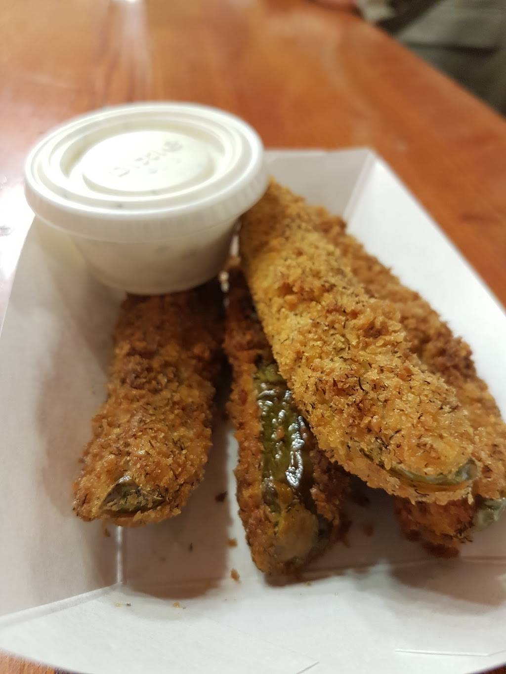 Canadian Grilling Company | restaurant | 68 University Ave unit c, Kingston, ON K7L 3N9, Canada | 6135332181 OR +1 613-533-2181