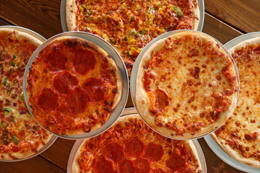 Big Wheel Pizza Co. | restaurant | 63 Hotz Ave, Grayton Beach, FL 32459, USA | 8505344449 OR +1 850-534-4449
