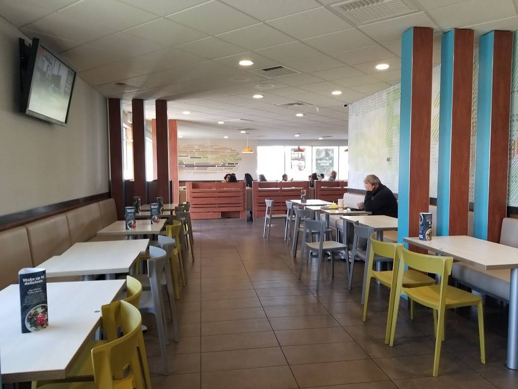 McDonalds | cafe | 28100 Jefferson Ave, Temecula, CA 92590, USA | 9516768704 OR +1 951-676-8704