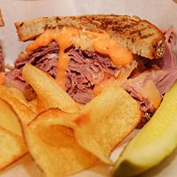 The Corned Beef Factory Sandwich Shop | restaurant | 1016 W Lake St, Chicago, IL 60607, USA | 3126662536 OR +1 312-666-2536