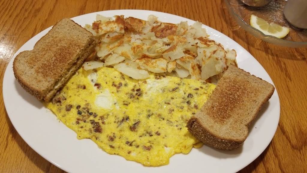 Paulines Deli (Norristown) | restaurant | 36 E Main St, Norristown, PA 19401, USA | 6102796124 OR +1 610-279-6124