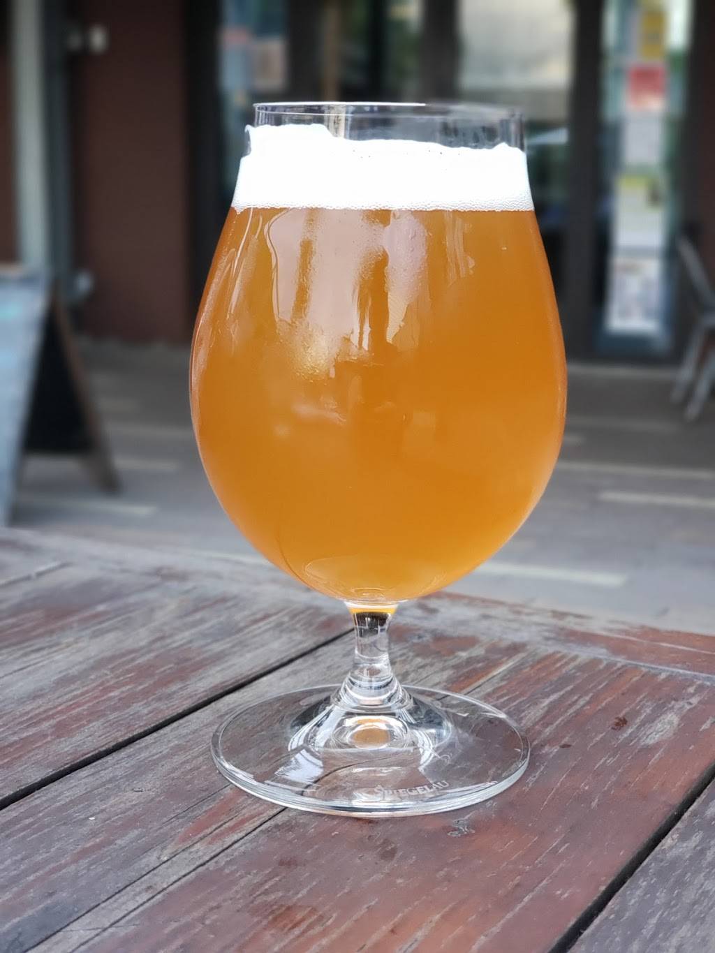 Edmunds Oast Brewing Co. | restaurant | 1505 King St #115, Charleston, SC 29405, USA | 8437183224 OR +1 843-718-3224