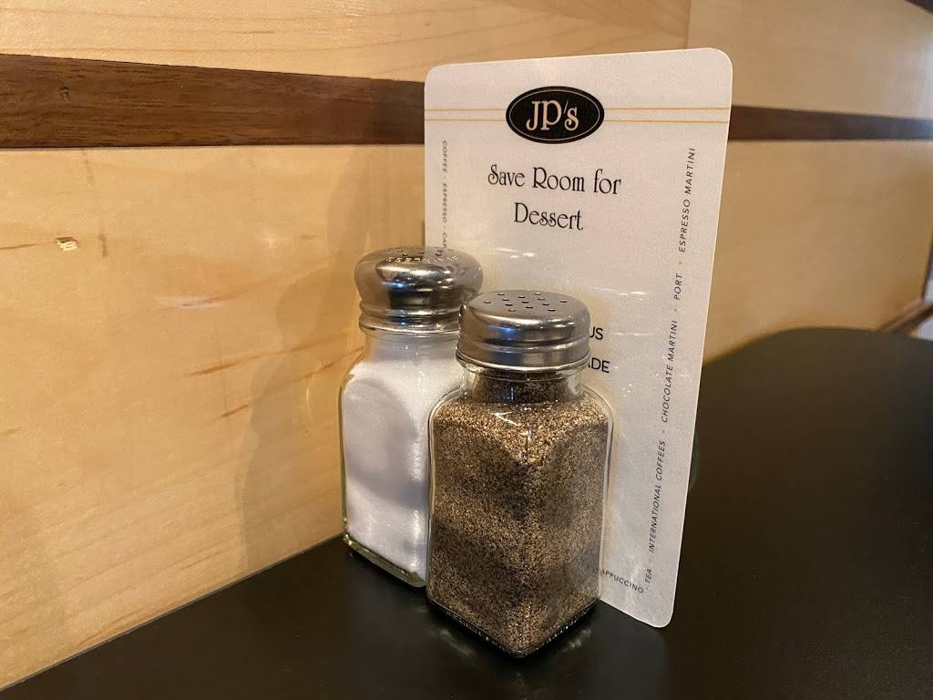 JPs Bistro | restaurant | 204 US-1, Falmouth, ME 04105, USA | 2075360953 OR +1 207-536-0953