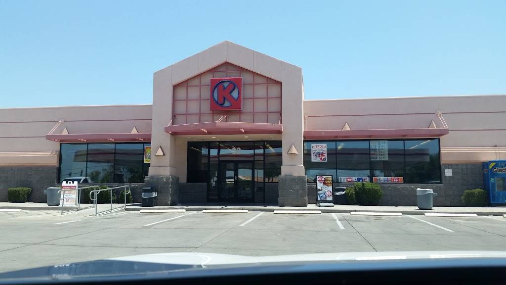 Circle K | meal takeaway | 33 S Val Vista Dr, Gilbert, AZ 85296, USA | 4806321625 OR +1 480-632-1625