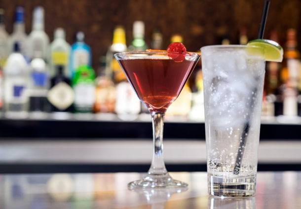 Nineteen26 Bar & Lounge | night club | SpringHill Suites, 549 S San Fernando Blvd, Burbank, CA 91502, USA | 8185242751 OR +1 818-524-2751