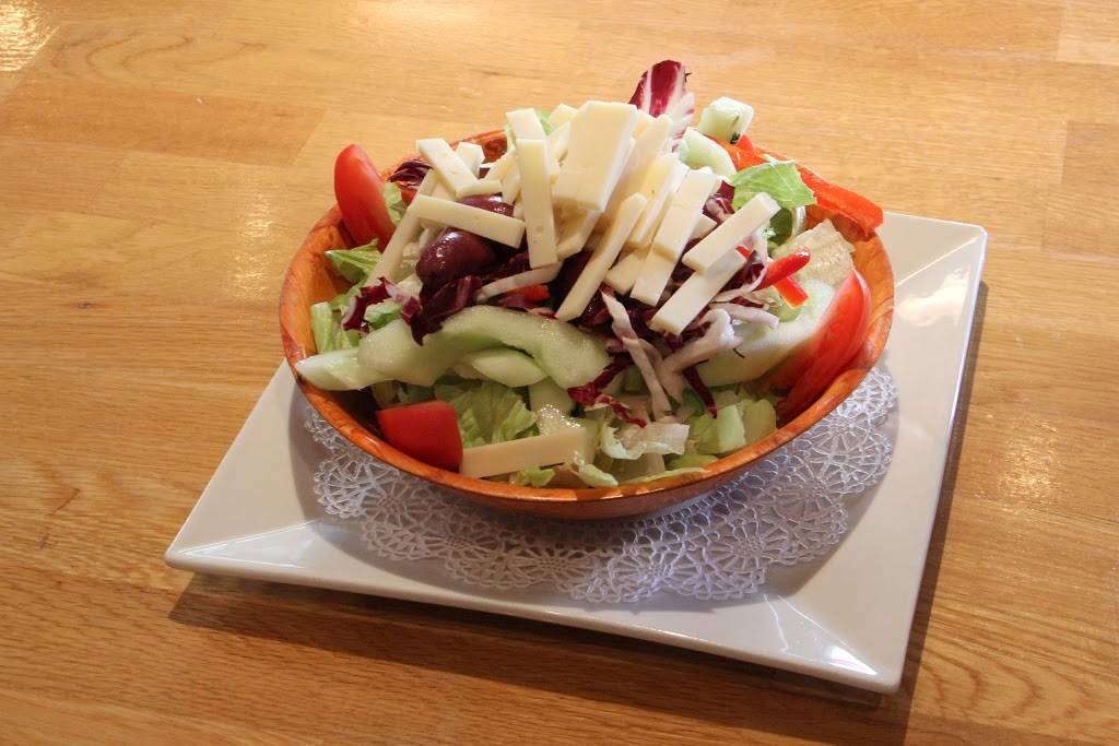 Stogie Joes Tavern | restaurant | 1801 E Passyunk Ave, Philadelphia, PA 19148, USA | 2154633030 OR +1 215-463-3030