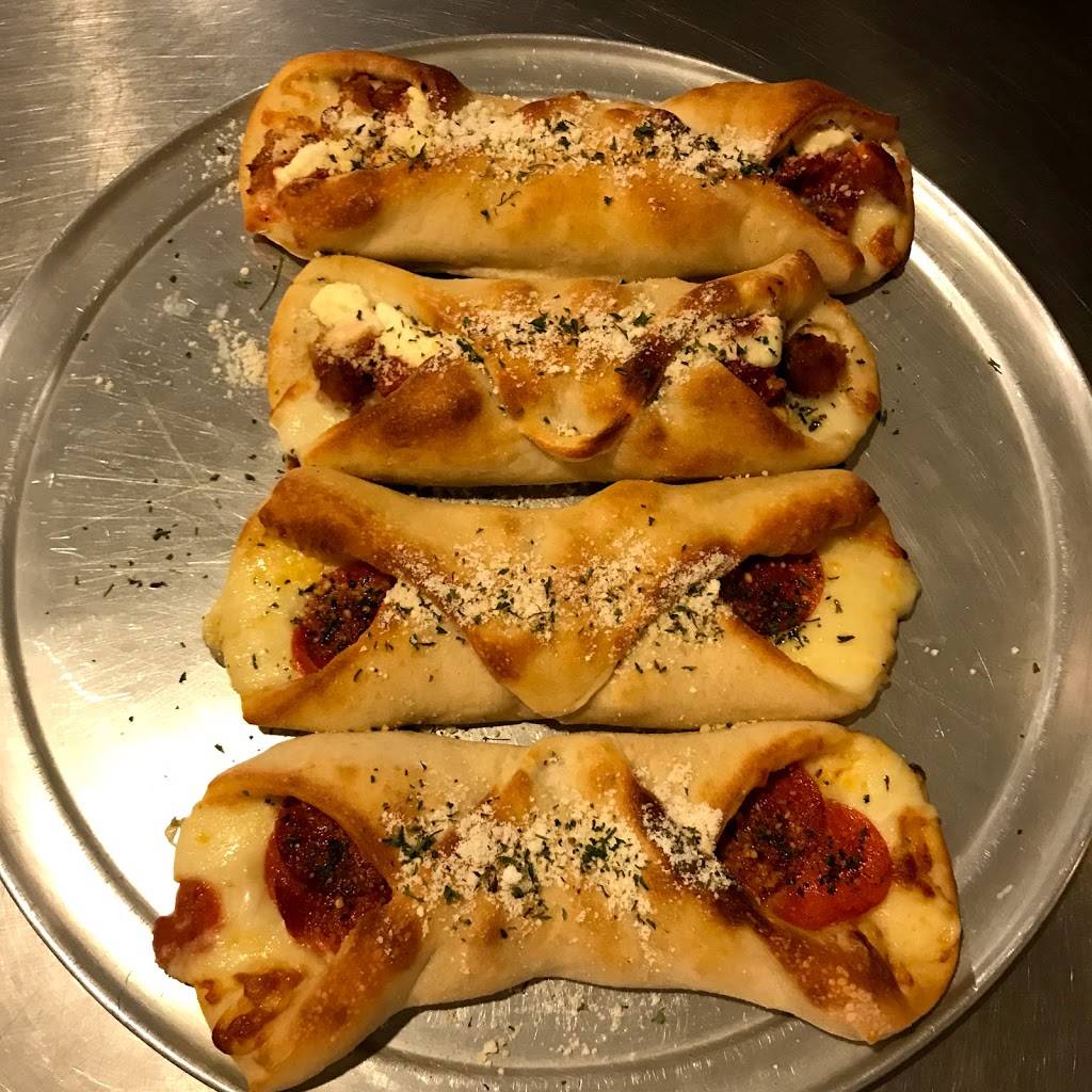 Argentos Pizza Palace | restaurant | 21 E Main St, Richland, PA 17087, USA | 7178661800 OR +1 717-866-1800