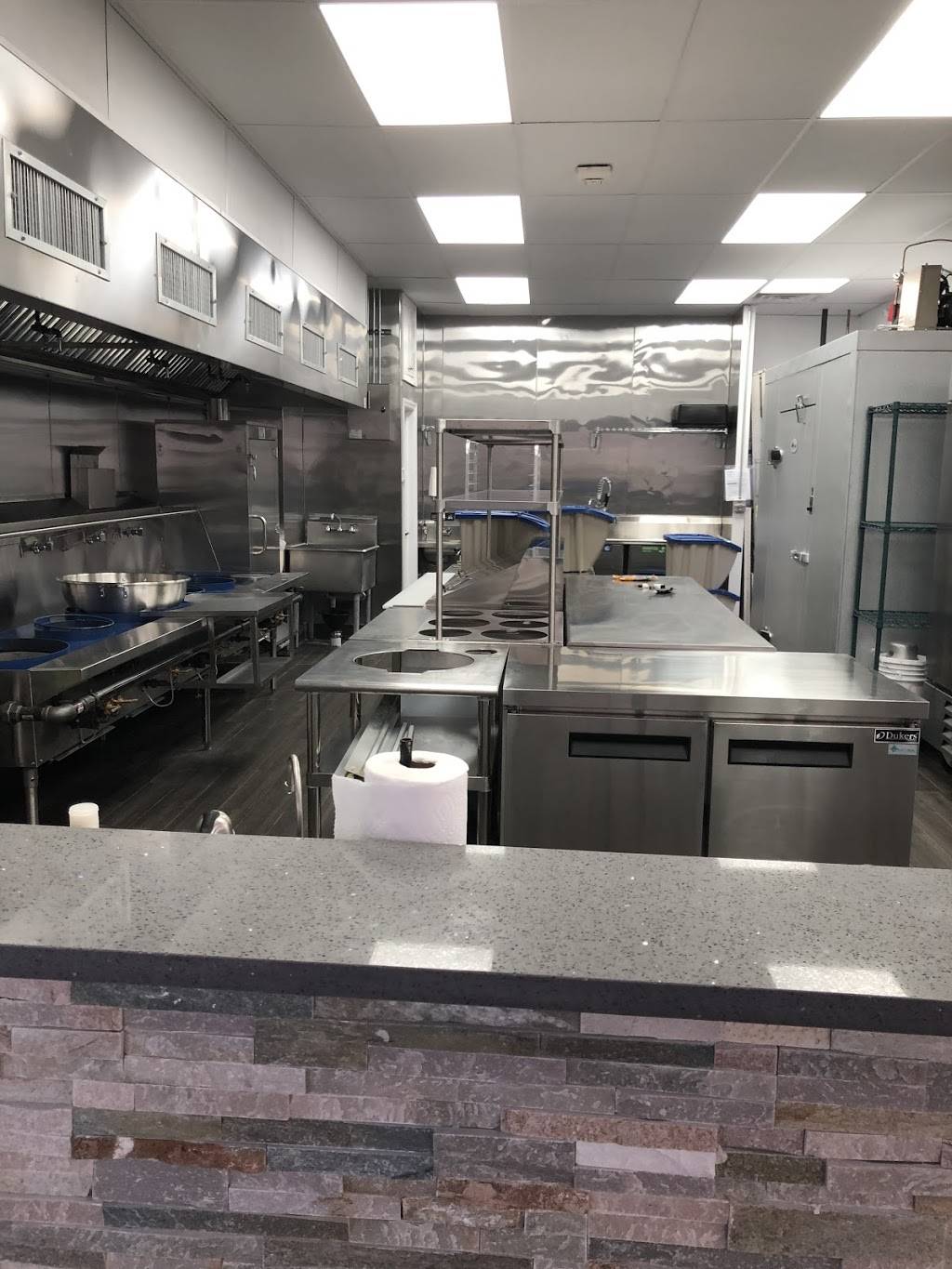 Hungry panda | restaurant | 784 Boston Post Rd, Milford, CT 06460, USA | 2032839300 OR +1 203-283-9300