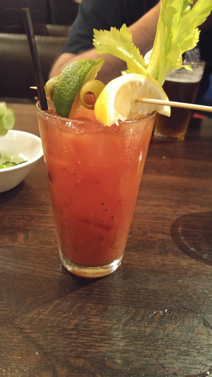 Plan b Springfield | restaurant | 1000 W Columbus Ave, Springfield, MA 01105, USA | 4132858296 OR +1 413-285-8296