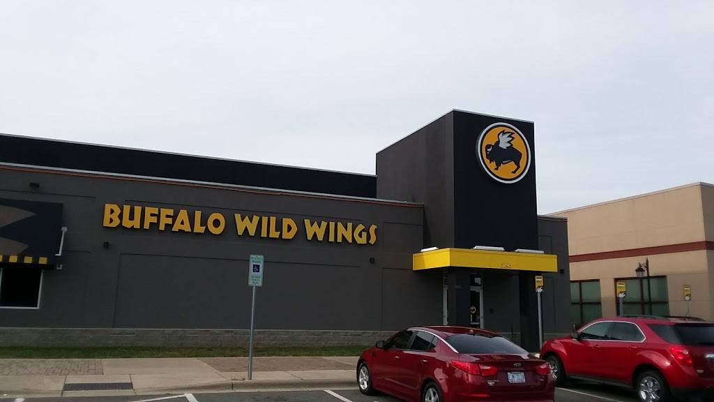Buffalo Wild Wings | restaurant | 3128 Walden Ln, Burlington, NC 27215, USA | 3365386968 OR +1 336-538-6968