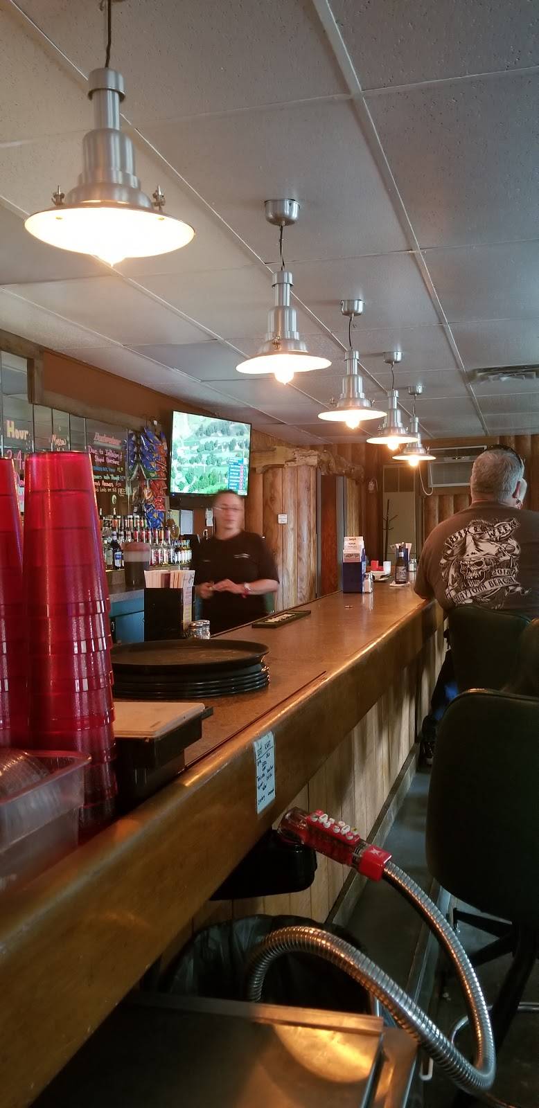 Boondocks Bar & Grill | restaurant | 8770 S Lakeshore Rd, Harbor Beach, MI 48441, USA | 9898643200 OR +1 989-864-3200