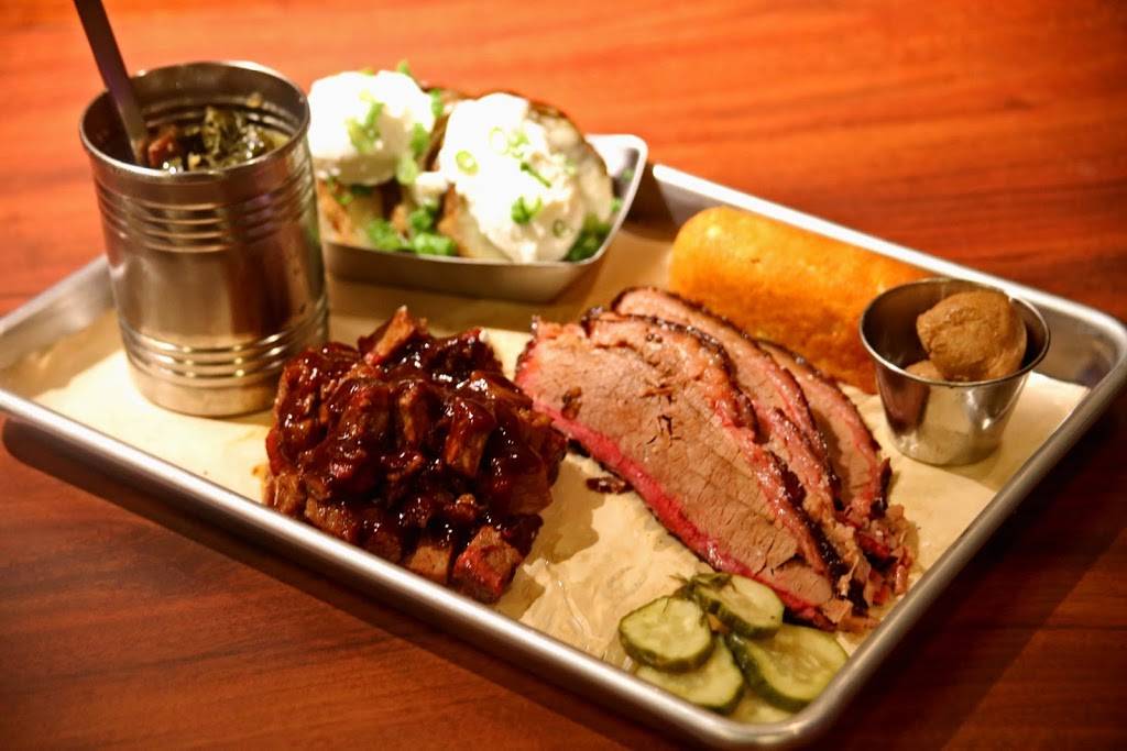 Beaumonts Southern Kitchen | restaurant | 2101 Texas Star Ln, North Las Vegas, NV 89032, USA | 7026311000 OR +1 702-631-1000