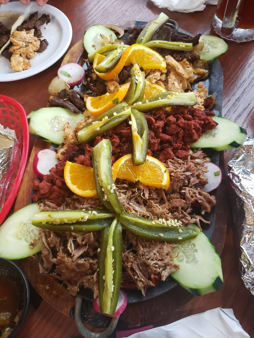 La Fonda | restaurant | 1195 S Sheridan Blvd, Lakewood, CO 80232, USA | 7202427711 OR +1 720-242-7711