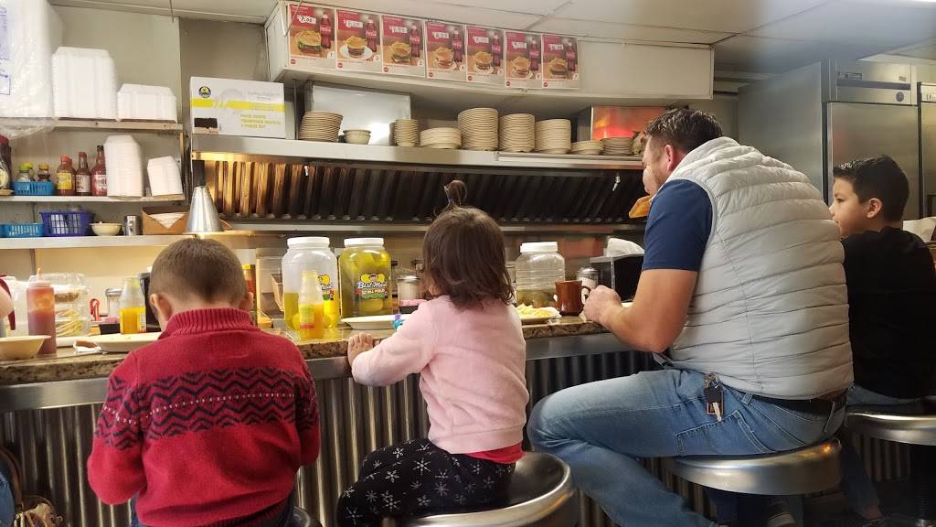 Record Grill | restaurant | 605 Elm St, Dallas, TX 75202, USA | 2147421353 OR +1 214-742-1353