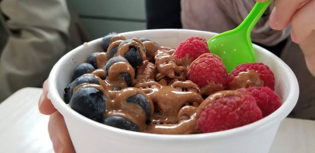 Farm Bowl and Juice Co. | restaurant | 1920 29th Ave S, Homewood, AL 35209, USA | 2058482929 OR +1 205-848-2929