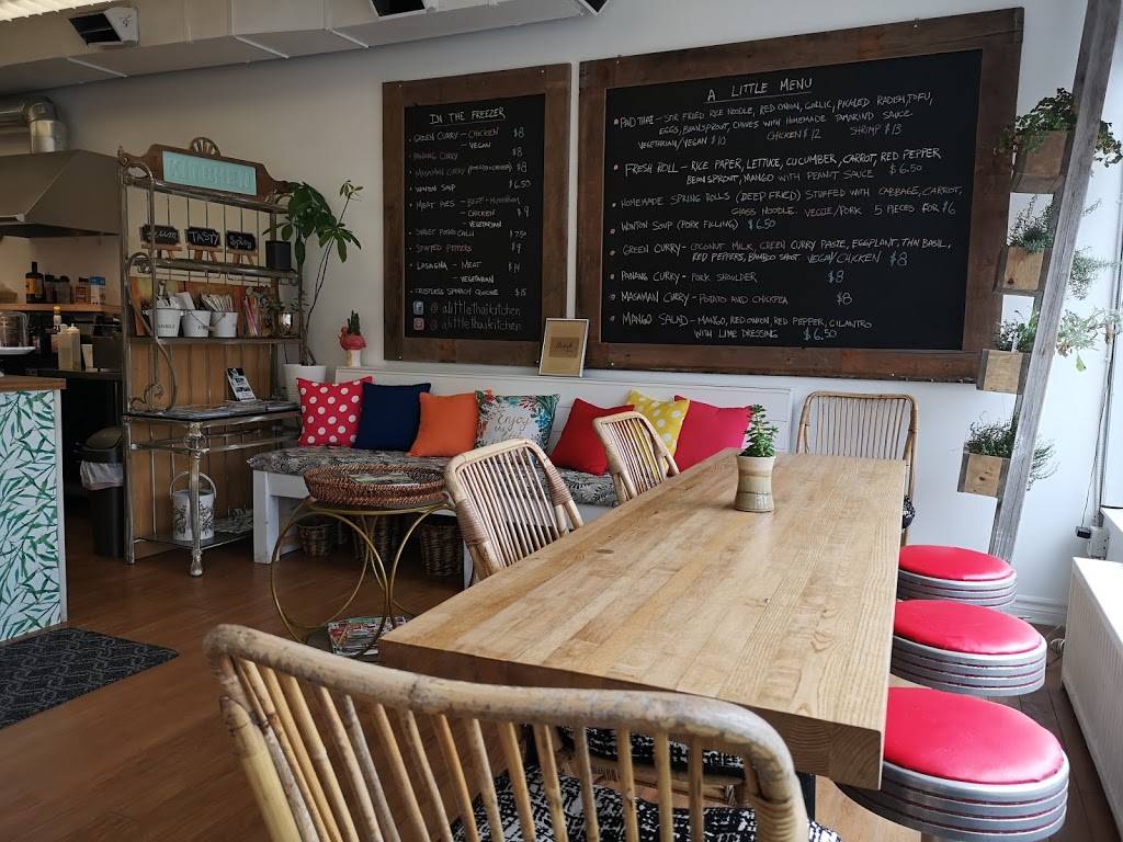 A Little Thai Kitchen | restaurant | 162 Napier St, Barrie, ON L4M 1W5, Canada | 7058160007 OR +1 705-816-0007