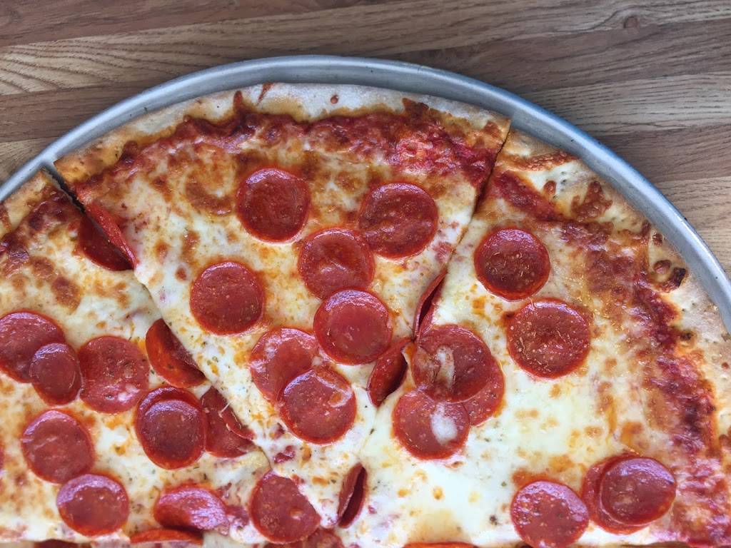 Slice & Ice | meal delivery | 1940 E Touhy Ave, Des Plaines, IL 60018, USA | 8478136003 OR +1 847-813-6003