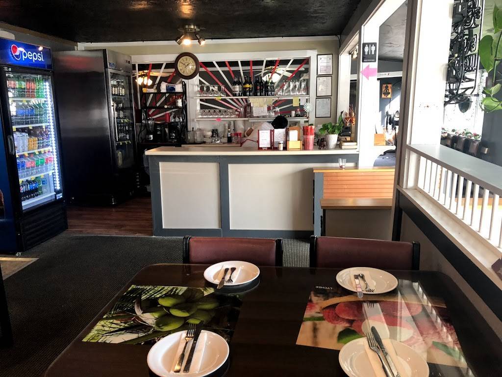 Rice&Noodle Thai Restaurant | restaurant | 160 Searsport Ave, Belfast, ME 04915, USA | 2072181525 OR +1 207-218-1525