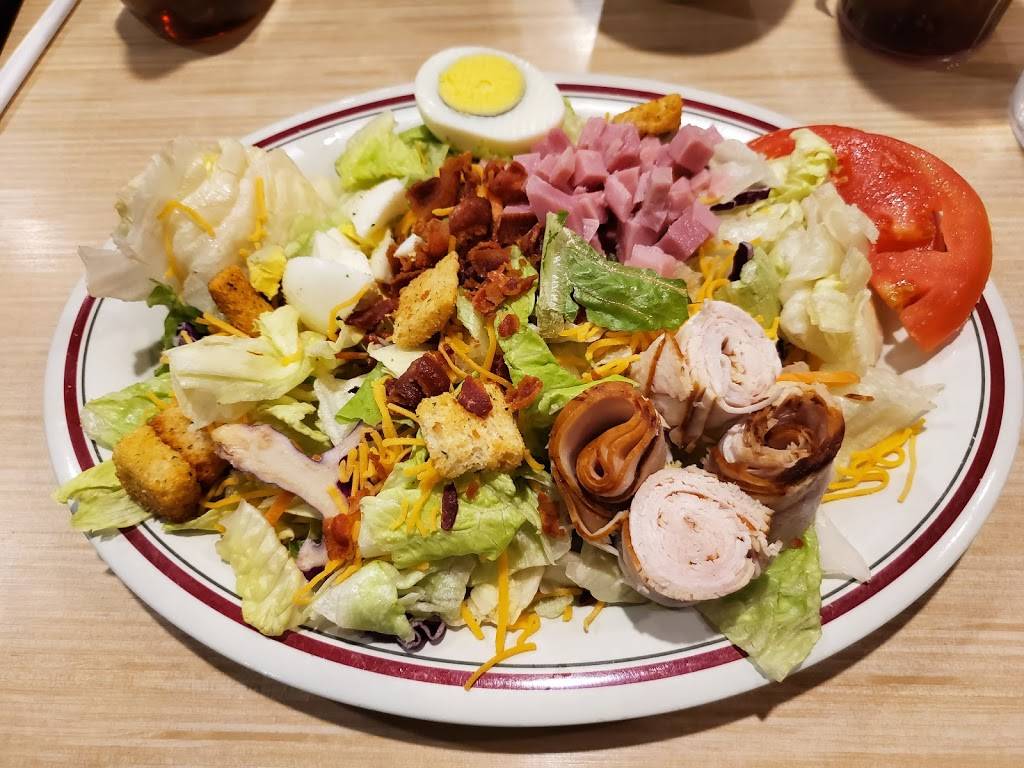 Huddle House | restaurant | 251 W Main St, Lakeland, GA 31635, USA | 2294822858 OR +1 229-482-2858