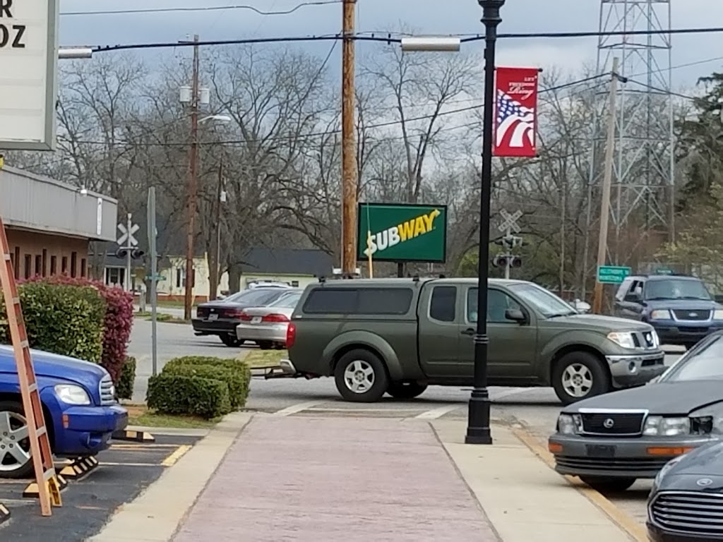 Subway Restaurants | restaurant | 5619 W Division St, Chicago, IL 60651, USA | 7732610240 OR +1 773-261-0240