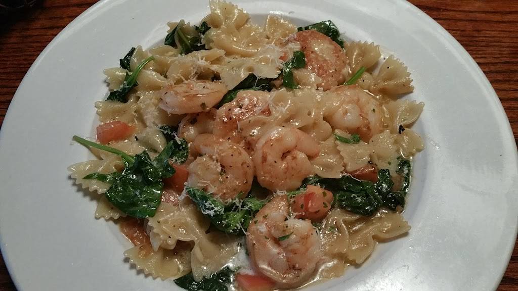 Giannos | restaurant | 1124 Eastchester Dr, High Point, NC 27265, USA | 3368850762 OR +1 336-885-0762