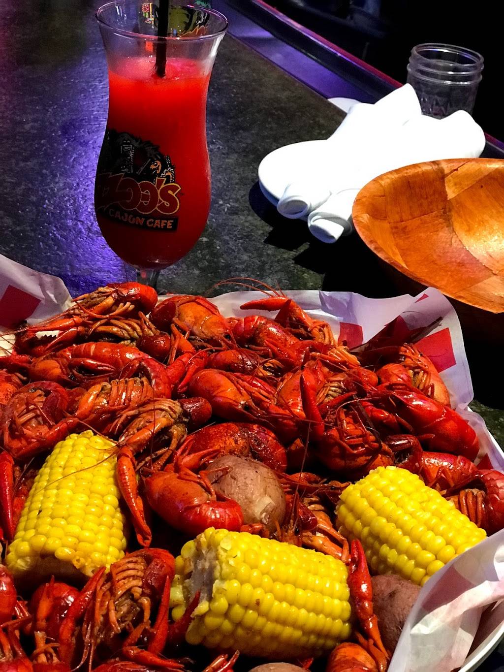 Razoos Bryant Irvin | restaurant | 4700 Bryant Irvin Rd, Fort Worth, TX 76132, USA | 8172928584 OR +1 817-292-8584