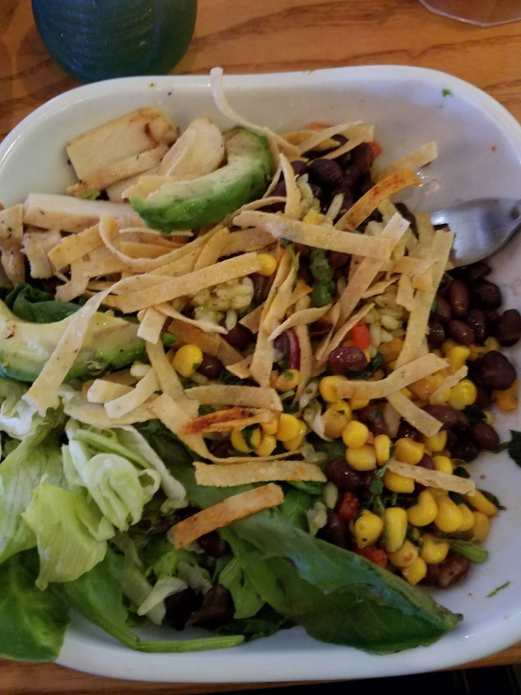 Chilis Grill & Bar | meal takeaway | 8445 N Rockwell Ave, Oklahoma City, OK 73132, USA | 4057285424 OR +1 405-728-5424