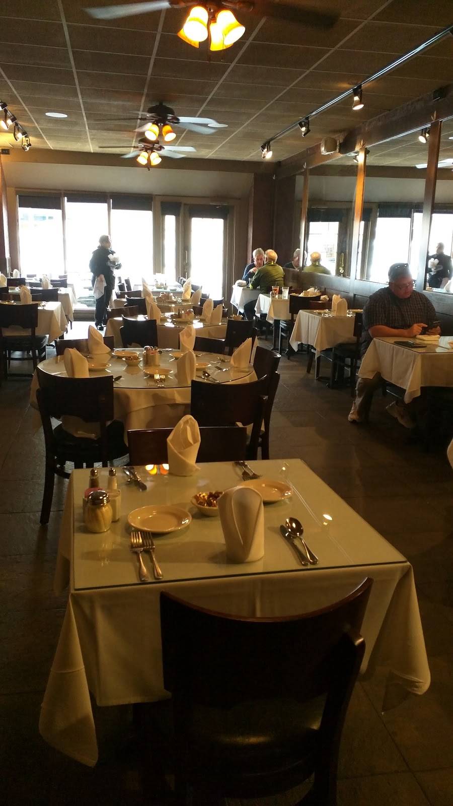 Carmens Cafe | restaurant | 6307 Brookside Plaza, Kansas City, MO 64113, USA | 8163334048 OR +1 816-333-4048